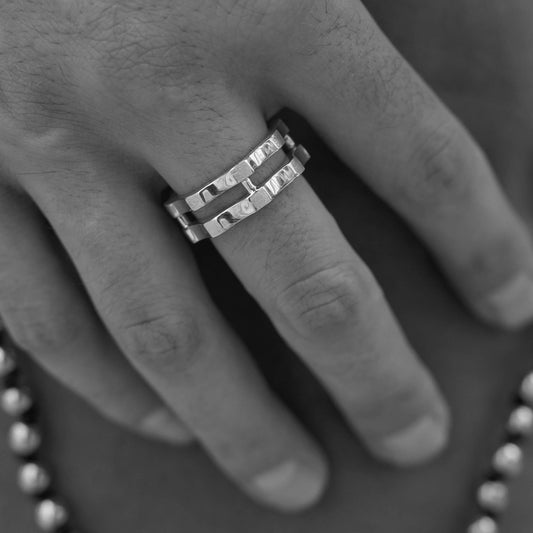 Anello Torretta argento rodiato al platino